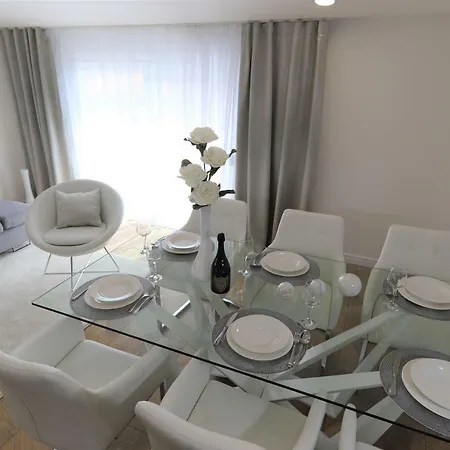 Luxury Piano Apartmán Zadar